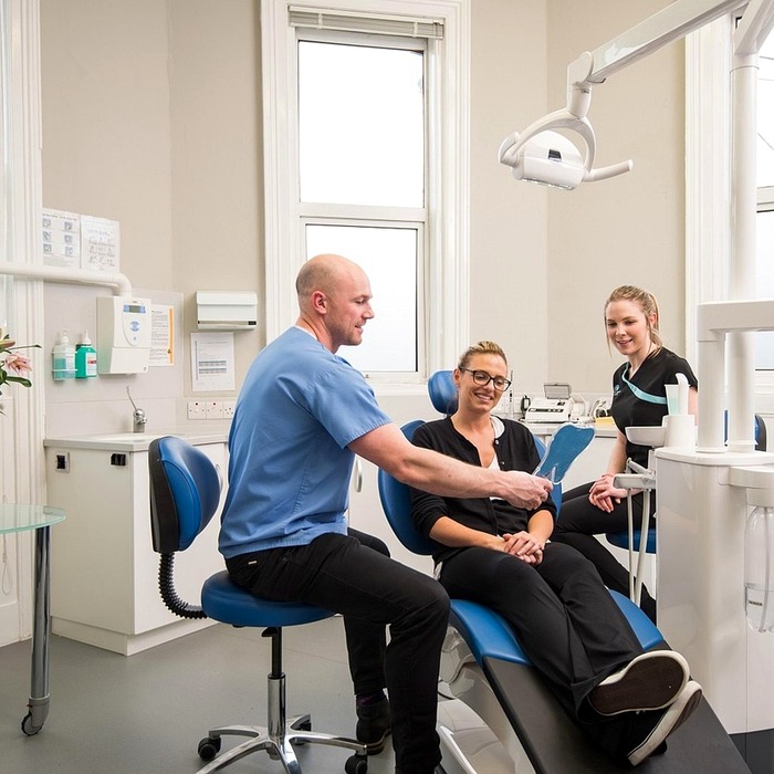 Niềng răng Invisalign