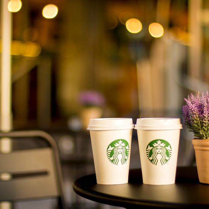 Thức uống Halloween Starbucks