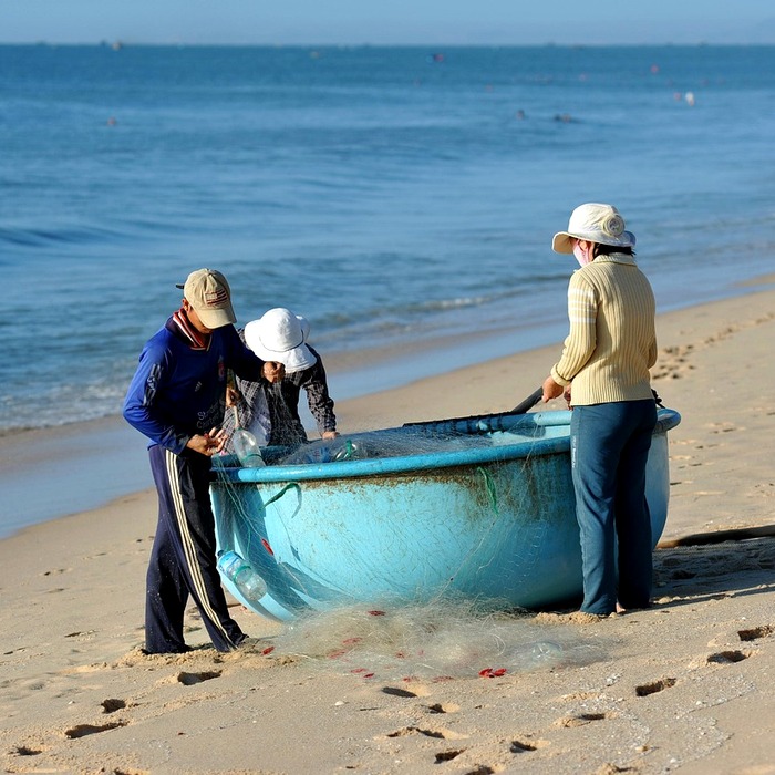 Nước hoa nam lịch lãm