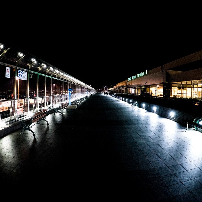 - sân bay Narita