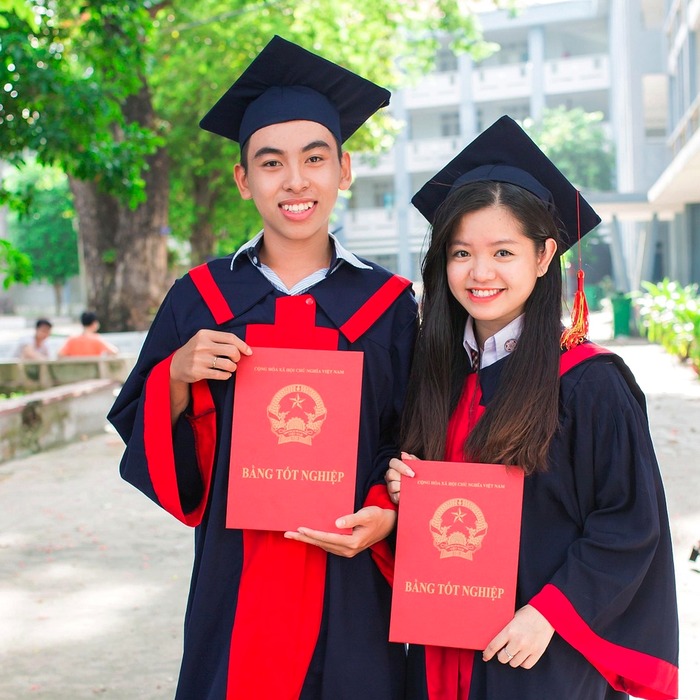 Người cao tuổi vui vẻ