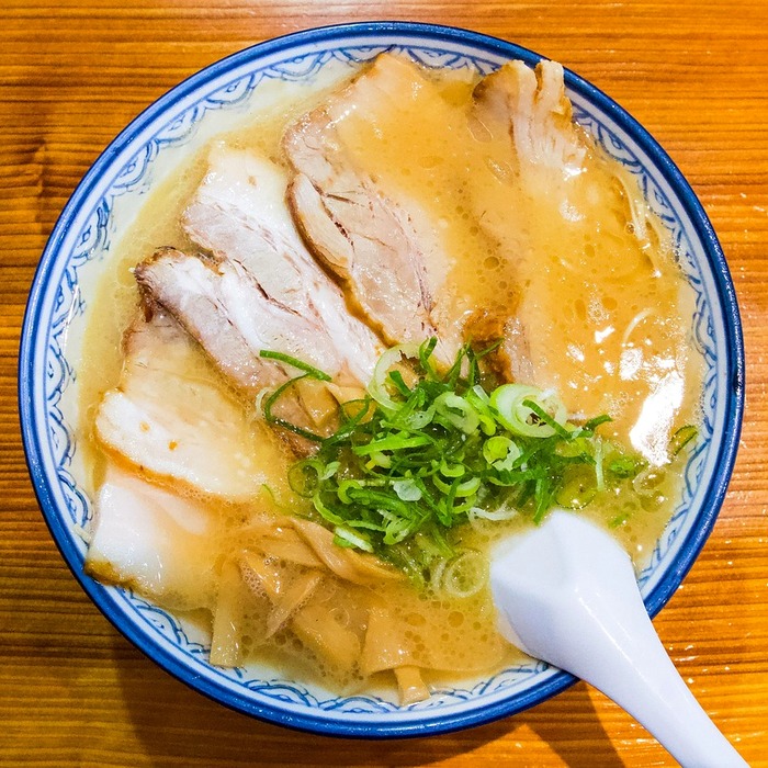 - tô mì Tonkotsu